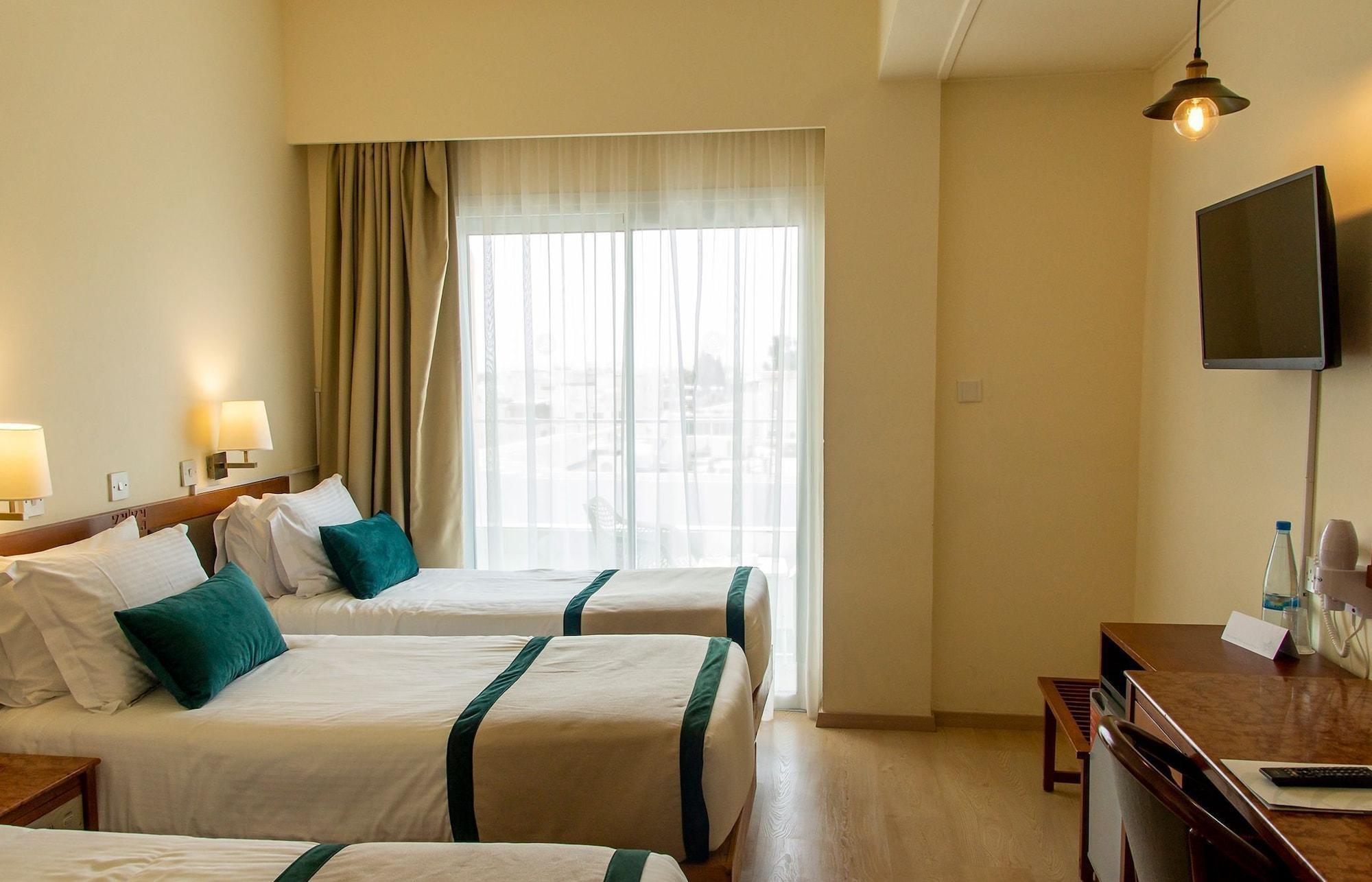 Pefkos City Hotel Limassol Ngoại thất bức ảnh